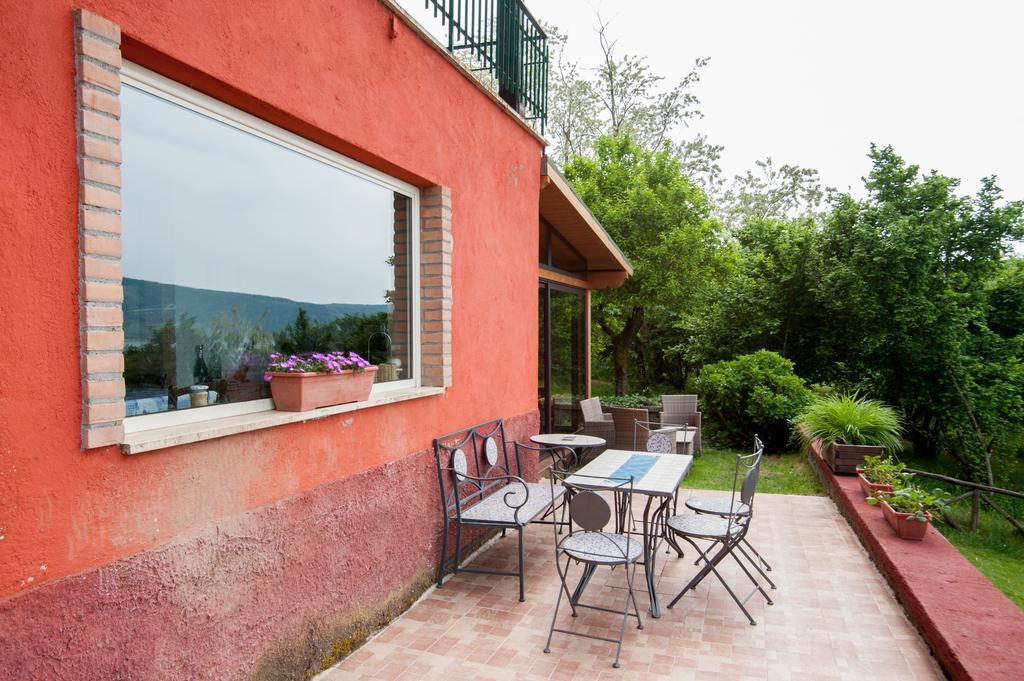 Bed and Breakfast La Finestra Sul Lago Ronciglione  Exterior foto