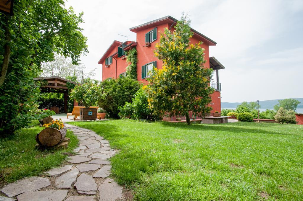 Bed and Breakfast La Finestra Sul Lago Ronciglione  Exterior foto